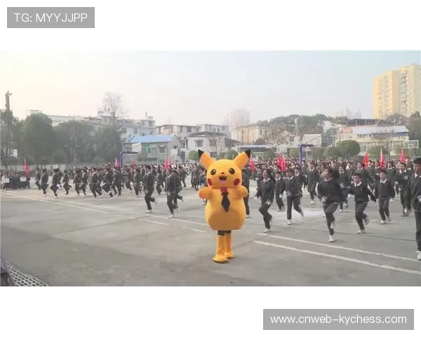 羽毛球主题摄影展举办 捕捉赛场动态之美